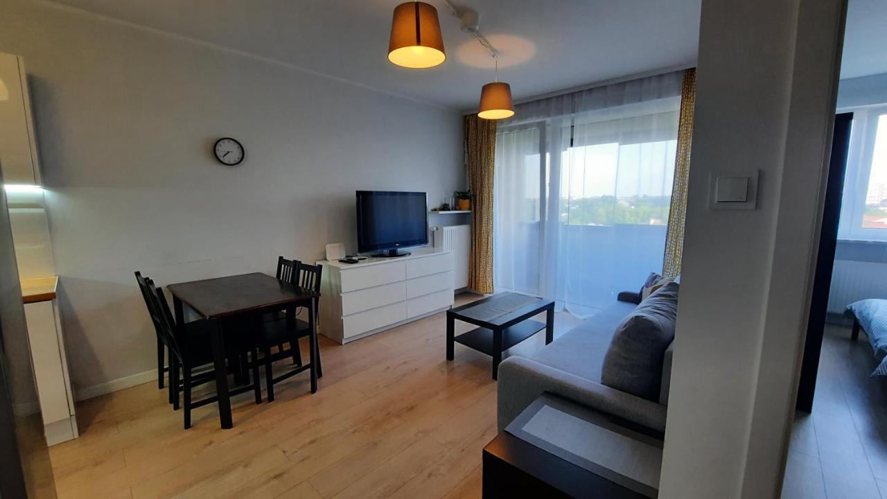 Ursa - Wygodny Apartament I Bezplatny Parking Na Miejscu Apartment Warsaw Luaran gambar