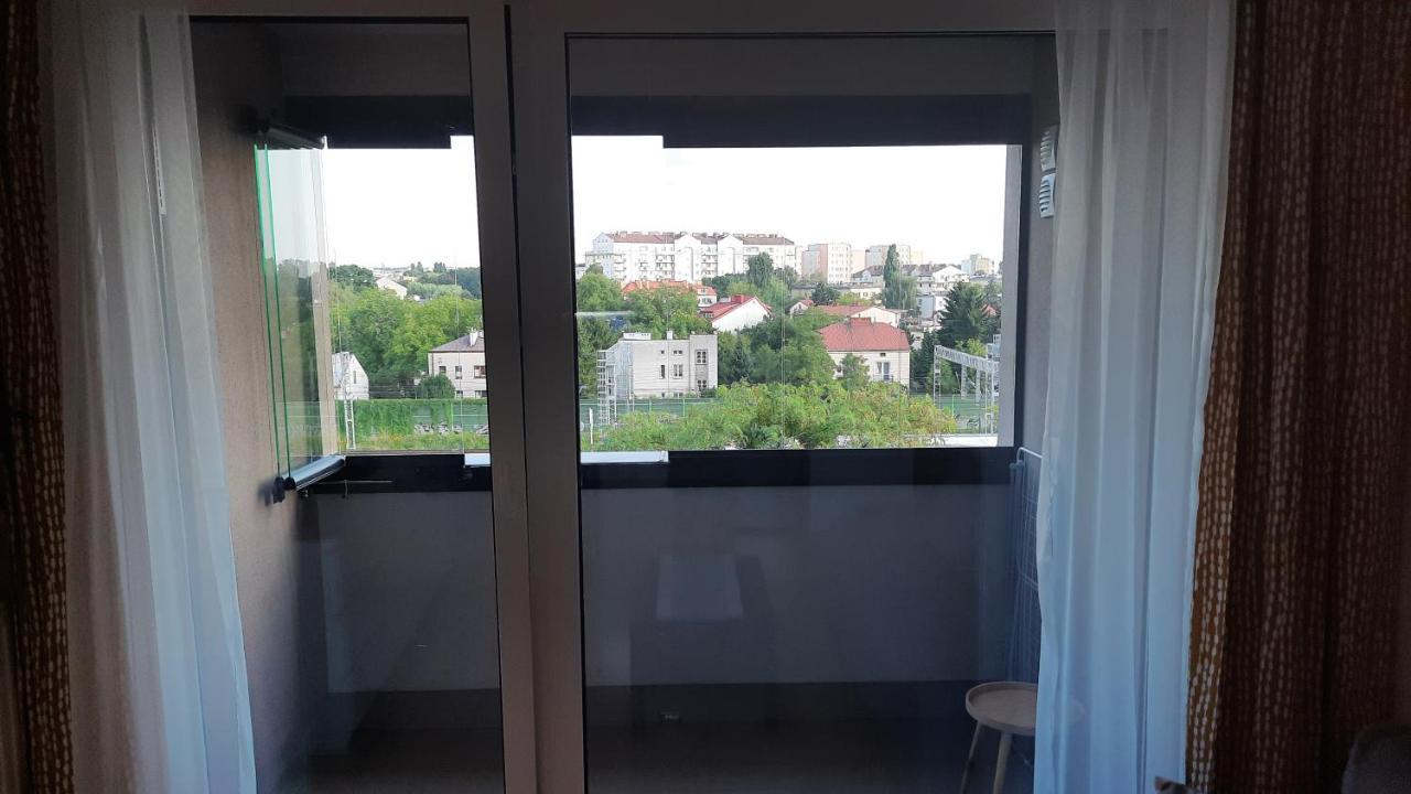 Ursa - Wygodny Apartament I Bezplatny Parking Na Miejscu Apartment Warsaw Luaran gambar